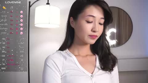 Snapshot of seulbi chatting on June 28, 2026, 10:43 am Sana online show from June 28, 2026, 10:43 am
