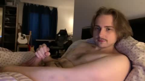 Snapshot of seven20yrs chatting on December 18, 2024, 9:04 am seven20yrs online show from December 18, 2024, 9:04 am