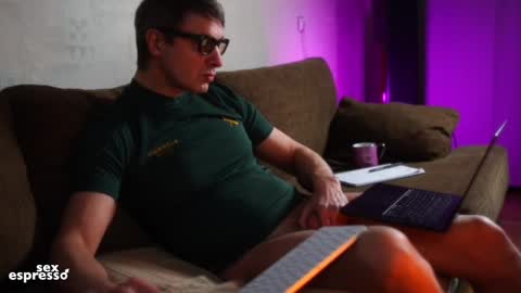 Snapshot of sexespresso chatting on January 17, 2025, 4:04 pm Thank you for Birthday Wishes  online show from January 17, 2025, 4:04 pm