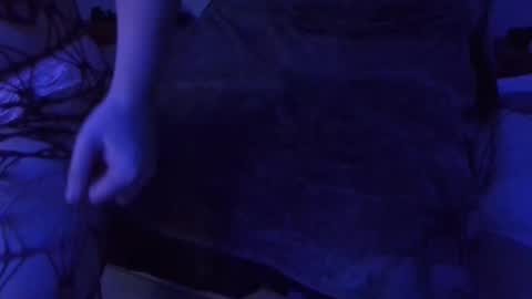 sexkittenfordaddy online show from March 18, 2026, 11:52 pm