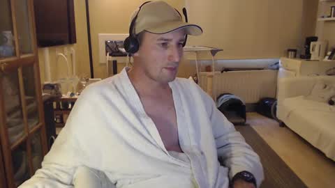 Snapshot of sexlobo1 chatting on December 24, 2024, 2:33 pm Sexlobo online show from December 24, 2024, 2:33 pm