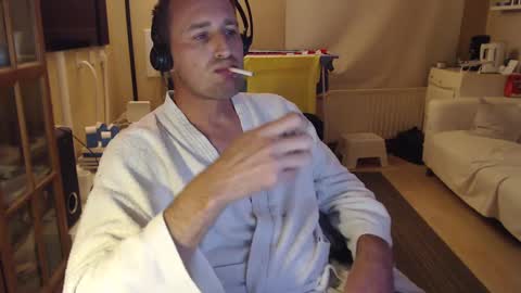 Snapshot of sexlobo1 chatting on January 6, 2025, 3:20 am Sexlobo online show from January 6, 2025, 3:20 am