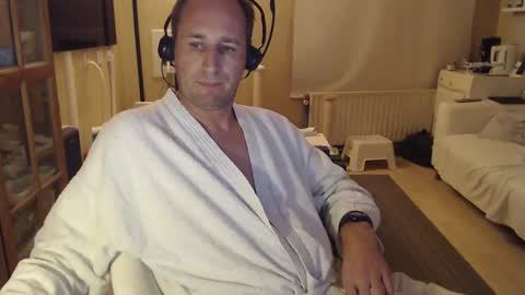 Snapshot of sexlobo1 chatting on January 9, 2025, 12:35 am Sexlobo online show from January 9, 2025, 12:35 am