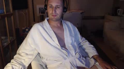 Snapshot of sexlobo1 chatting on January 22, 2025, 5:16 am Sexlobo online show from January 22, 2025, 5:16 am