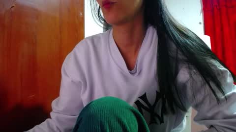 sexmilkdirty online show from November 4, 2025, 12:43 am