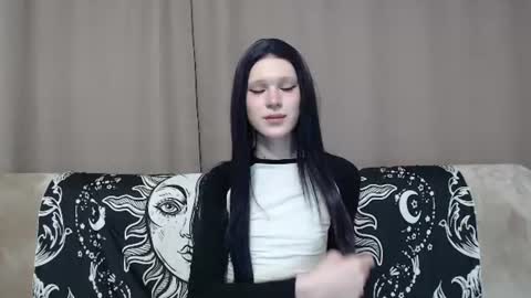 Snapshot of sexpired_princess chatting on June 13, 2026, 12:36 pm Nextdoor Princess online show from June 13, 2026, 12:36 pm