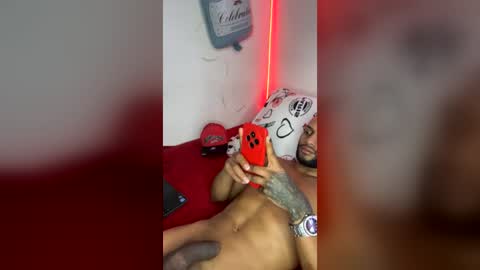 Snapshot of sexseason777 chatting on July 28, 2026, 8:52 pm STIIV G online show from July 28, 2026, 8:52 pm