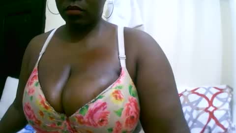 Snapshot of sexxi_ebony chatting on September 25, 2025, 11:52 pm sexxi_ebony online show from September 25, 2025, 11:52 pm