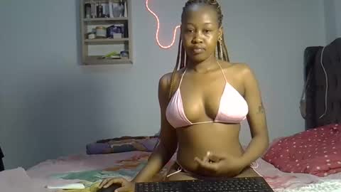Snapshot of sexxxycj chatting on December 2, 2025, 6:14 pm SexxxyCj online show from December 2, 2025, 6:14 pm