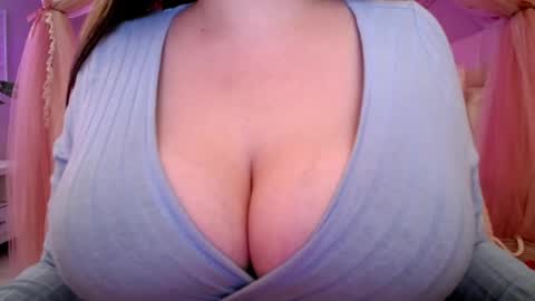 Princess online show from May 27, 2026, 1:35 am
