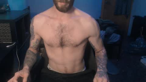 SiuL online show from February 6, 2025, 5:19 pm