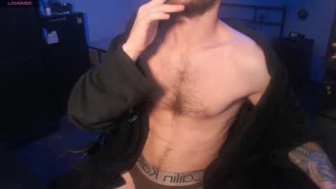 SiuL online show from October 4, 2025, 7:39 am