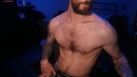 SiuL online show from October 10, 2025, 5:56 pm