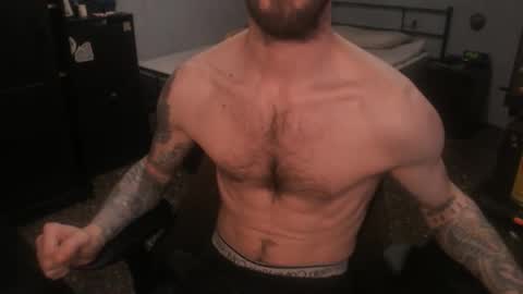 SiuL online show from January 6, 2026, 9:24 am