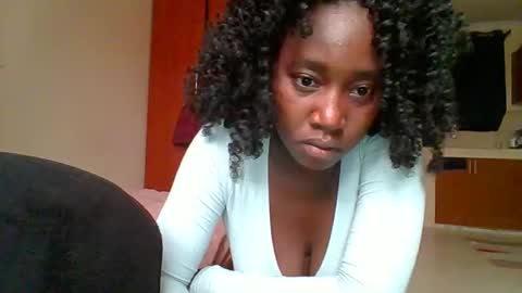 Sweet doll  online show from September 13, 2025, 6:35 am