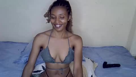 sexxy_tiana online show from February 14, 2026, 5:04 am