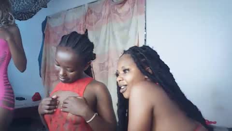 sexxydivah online show from March 28, 2026, 10:26 am