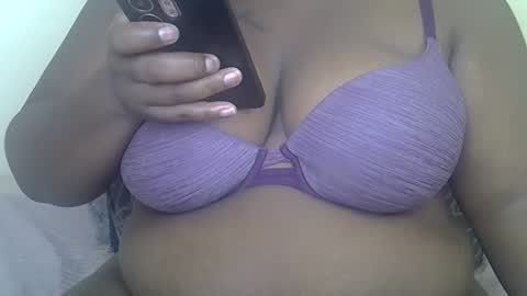 Snapshot of sexxydripy chatting on March 1, 2026, 9:22 am sly online show from March 1, 2026, 9:22 am