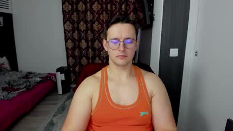 Sexxymuscles4U online show from February 24, 2026, 12:58 pm