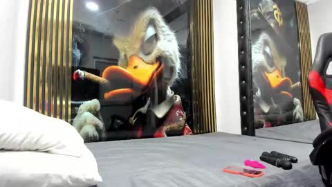 sexy78michell online show from January 17, 2026, 4:17 am