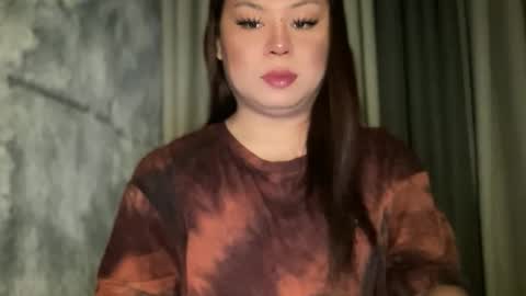 Snapshot of sexy_and_iknewit chatting on June 8, 2026, 9:31 am BREANNA online show from June 8, 2026, 9:31 am