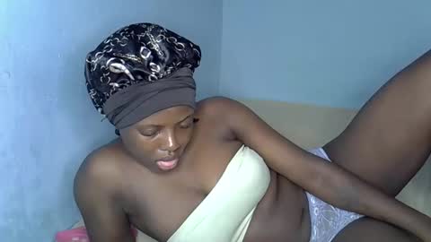 sexy_berry01 online show from March 8, 2026, 12:53 pm