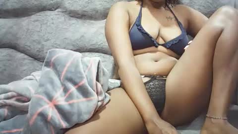 shydolly01 online show from October 8, 2025, 12:14 pm