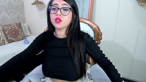 Snapshot of sexy_cristall chatting on January 22, 2025, 7:35 am  C R I S T A L  online show from January 22, 2025, 7:35 am