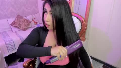 Snapshot of sexy_cristall chatting on March 4, 2025, 7:54 pm  C R I S T A L  online show from March 4, 2025, 7:54 pm