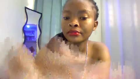 sexy_dianaa online show from April 14, 2026, 11:16 am