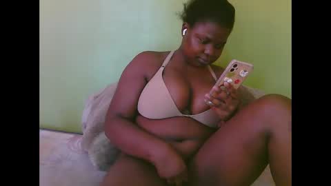 sexy_divana online show from February 19, 2025, 6:11 am