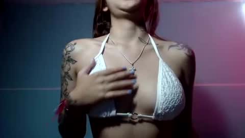 Antonella online show from June 12, 2026, 7:46 pm