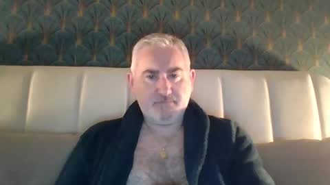 Antonio online show from April 10, 2026, 8:35 pm