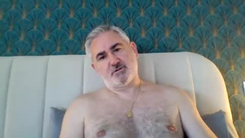 Snapshot of sexy_italiandaddy chatting on July 9, 2026, 7:01 am Antonio online show from July 9, 2026, 7:01 am