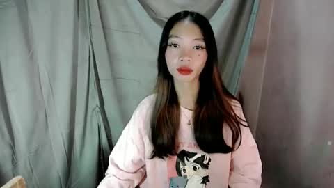 Snapshot of sexy_jeann chatting on December 3, 2025, 1:57 am Shane online show from December 3, 2025, 1:57 am