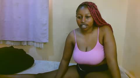sexy_latasha online show from February 24, 2026, 7:28 am