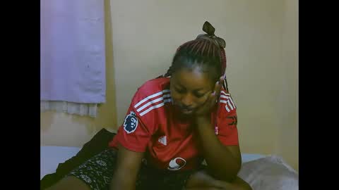 Snapshot of sexy_latasha chatting on April 27, 2026, 7:01 pm sexy_latasha online show from April 27, 2026, 7:01 pm