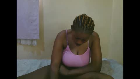 Snapshot of sexy_latasha chatting on May 16, 2026, 10:36 am sexy_latasha online show from May 16, 2026, 10:36 am