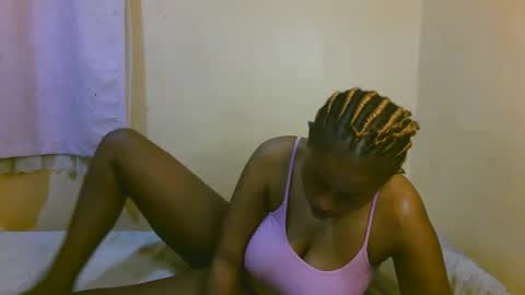 Snapshot of sexy_latasha chatting on May 24, 2026, 8:58 pm sexy_latasha online show from May 24, 2026, 8:58 pm