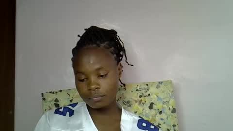 Molyne online show from February 11, 2026, 2:49 am