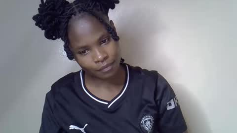 Snapshot of sexy_molyne chatting on March 12, 2026, 5:30 pm Molyne online show from March 12, 2026, 5:30 pm