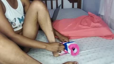 Snapshot of sexy_n_thick chatting on August 2, 2026, 7:23 pm Lyn online show from August 2, 2026, 7:23 pm