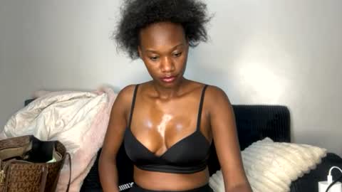 Snapshot of sexy_nyla chatting on July 16, 2026, 9:43 pm Nyla online show from July 16, 2026, 9:43 pm