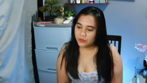 Snapshot of sexy_rose9 chatting on March 15, 2026, 3:18 pm Rose marie online show from March 15, 2026, 3:18 pm