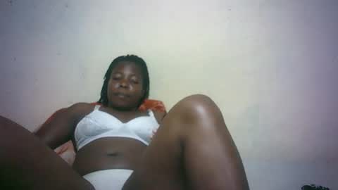 Snapshot of sexy_sandrah chatting on February 3, 2026, 12:43 pm sexy_sandrah online show from February 3, 2026, 12:43 pm
