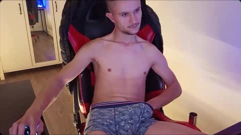 Snapshot of sexy_swaag chatting on October 24, 2025, 11:12 pm sexy_swaag online show from October 24, 2025, 11:12 pm