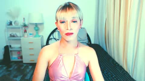 Snapshot of sexy_yllona chatting on May 7, 2026, 8:52 am sexy_yllona online show from May 7, 2026, 8:52 am