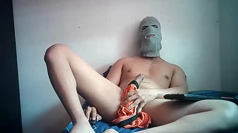 Snapshot of sexyatrevidoo chatting on December 29, 2024, 7:53 pm SesyMen online show from December 29, 2024, 7:53 pm