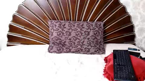 Snapshot of sexyblondebush chatting on February 3, 2026, 6:22 am Lana online show from February 3, 2026, 6:22 am