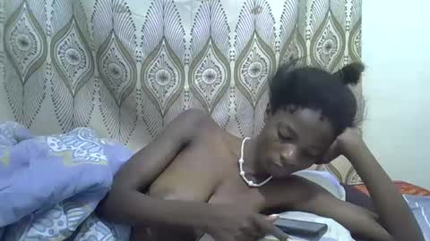 Snapshot of sexyboobies22 chatting on October 16, 2025, 9:05 pm sexyboobies22 online show from October 16, 2025, 9:05 pm